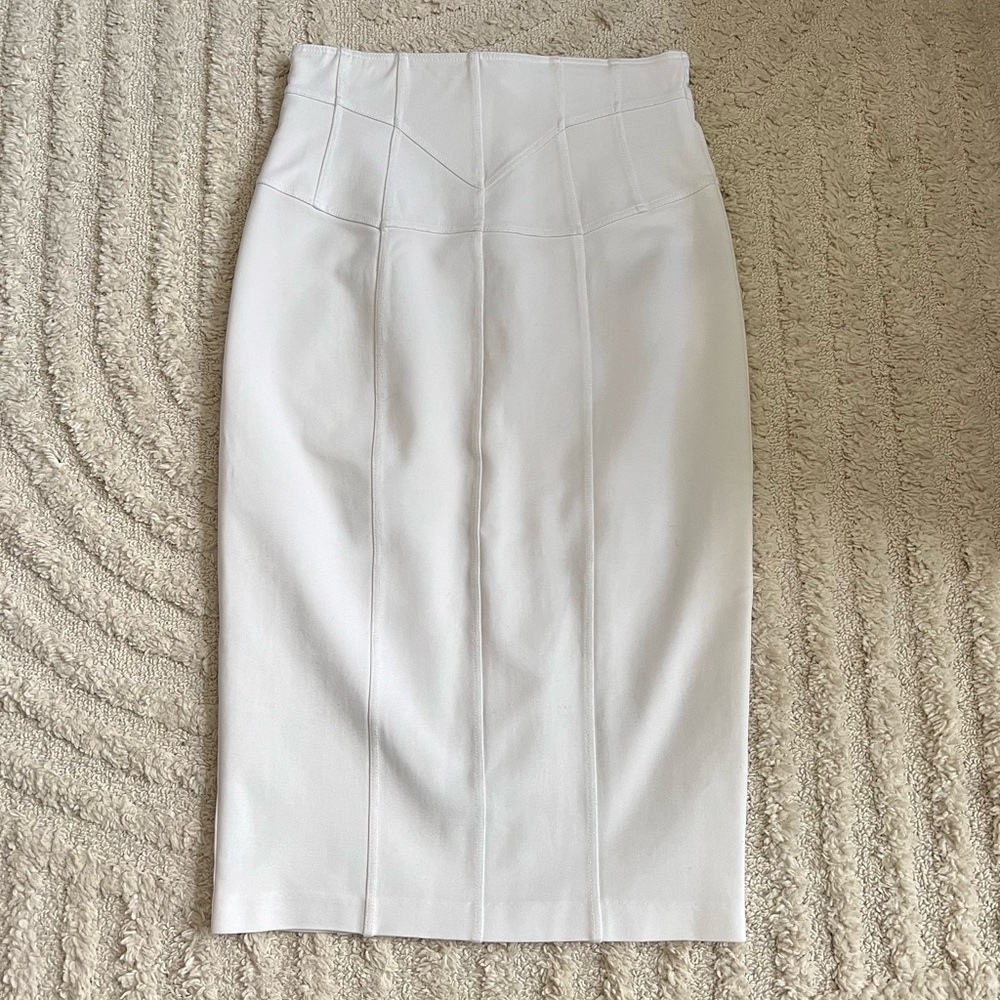 Burberry body on pencil skirt 6
